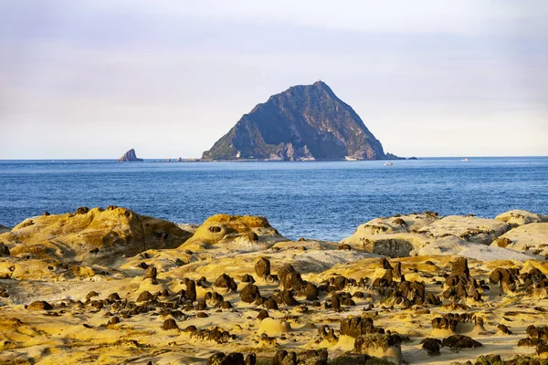 Tayvan 'ın kuzey kıyısında eşsiz bir jeolojik manzara