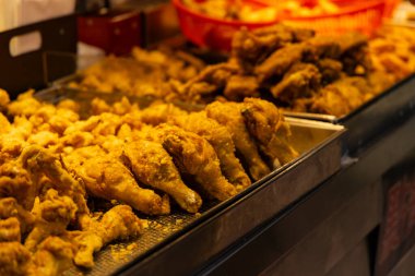 Kızarmış Tavuk Pirzolası 'nın cezbedici manzarası