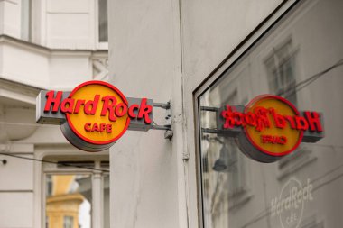 5 Temmuz 2017 'de Madrid, İspanya' da hard rock kafe logosu. - Evet. Yüksek kalite fotoğraf