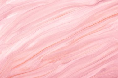 Soyut akışkan sanat arka plan açık pembe ve gül renkleri. Sıvı mermer. Tablo üzerinde eflatun renginde akrilik boya. Kırmızı çizgili suluboya arkaplan. Taş mermer duvar kağıdı..