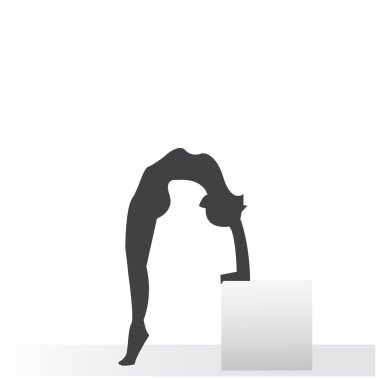 Kadın yoga konumda. Siluet. 