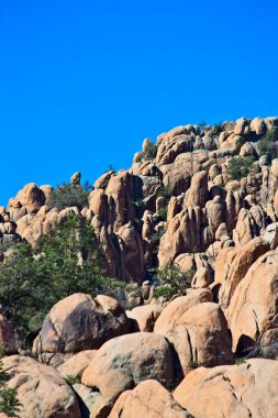 Prescott, Arizona 'daki Granit Dells' in inanılmaz kayaları..