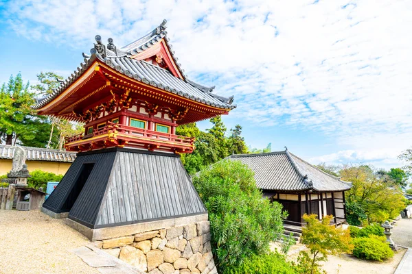 Yamatokoriyama City 'deki Yata-dera tapınağı, Japonya' daki Nara Bölgesi. (10-14-2025 'te çekildi.)