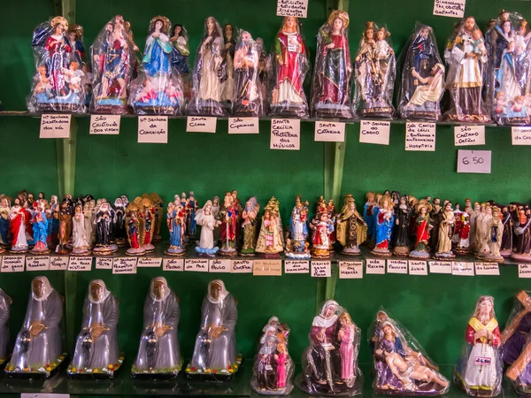 Packed saints statues in a tradicional brazilian shop — Stock Photo, Image