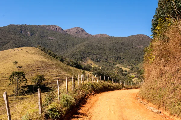 Carretera en las ciudades rurales de Brasil — Foto de Stock