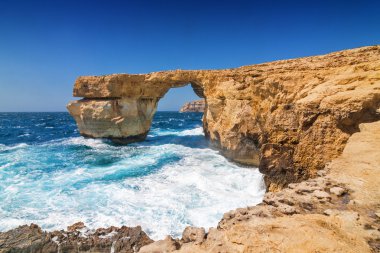 Doğal arch Azure pencere.