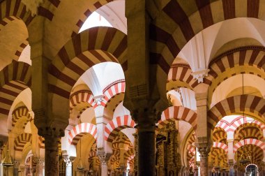 İç güzel Ortaçağ Katedrali - Endülüs. Cordoba, Andalusia Eyaleti, İspanya.
