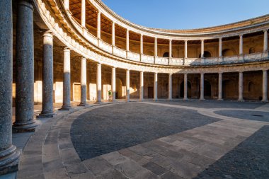 Avlu Granada'da Alhambra Andalusia Eyaleti, İspanya.