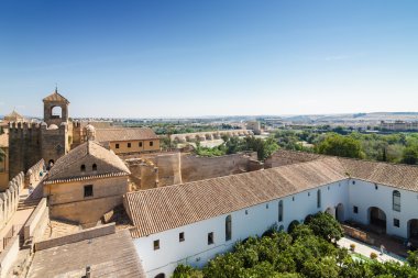 Güneşli Cordoba görünümünden Alcazar, Andalusia Eyaleti, İspanya bakış.