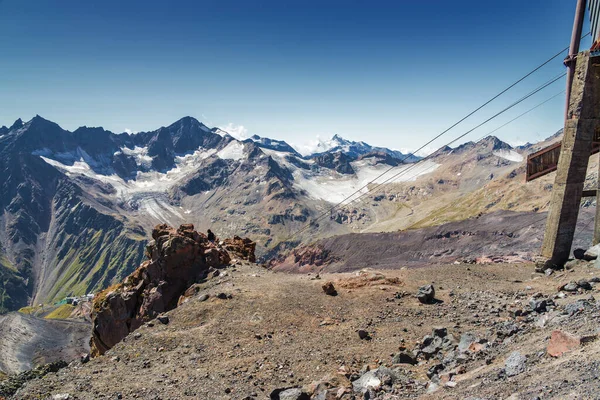 Słoneczny Widok Wioskę Terskol Góry Elbrus Północny Kaukaz Kabardino Bałkany — Zdjęcie stockowe