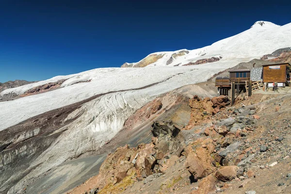 Zonnig Uitzicht Terskol Dorp Van Berg Elbrus Noord Kaukasus Kabardino — Stockfoto