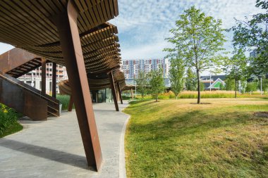 Mimarlık parkı Tufeleva Roscha, Moskova, Rusya.