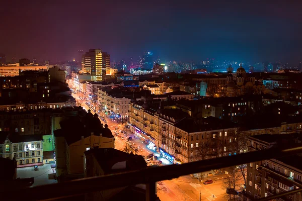 Kiev di notte. Paesaggio urbano . — Foto Stock