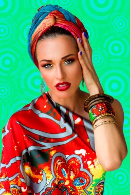 Afrika tarzı kadın şarkıcı