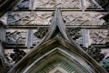 Antik mezar odasında Baykovoe mezarlığı 