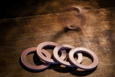 Conta ve mekanik salmastra için flanşlar