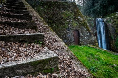 Tarihi su kemeri, Lucca, Toskana, İtalya