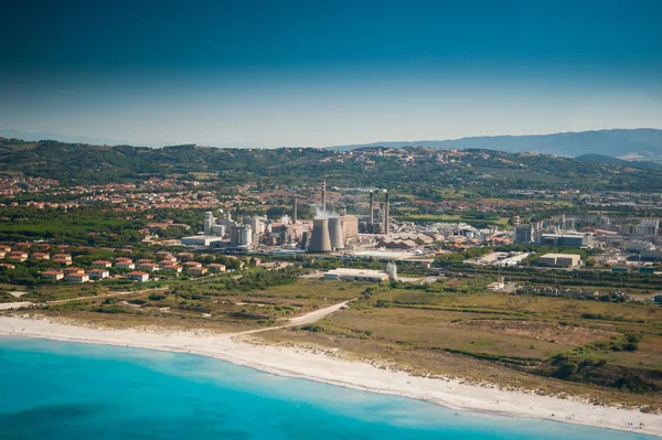 Vista aérea de la costa etrusca, Italia, Toscana, Rosignano Solvay —  Fotos de Stock