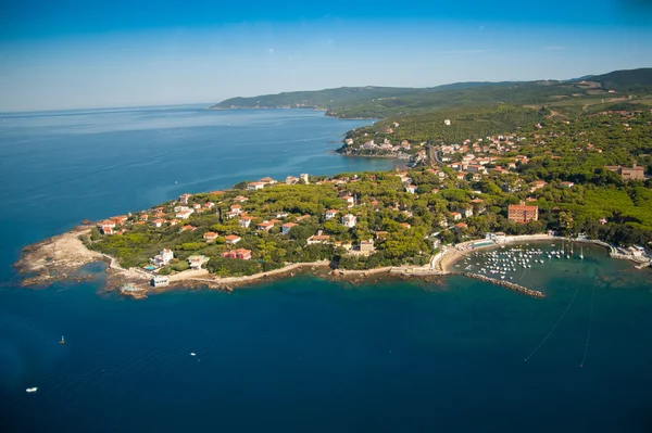 Luchtfoto van de Etruskische kust — Stockfoto