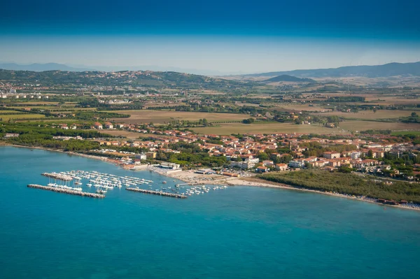 Vista aérea da costa etrusca, Itália, Toscana, Vada — Fotografia de Stock