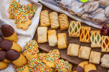 Aperatifler ve kahvaltı için İtalyan hamur işleri