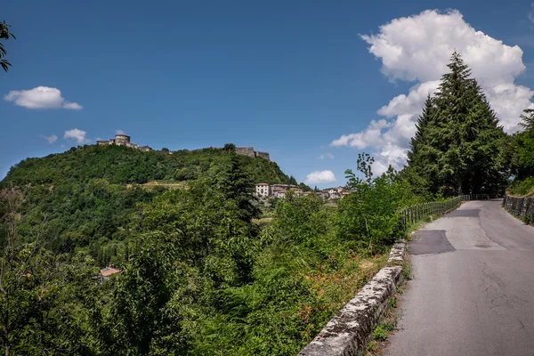 Fortaleza Verrucole, San Romano en Garfagnana, Toscana, Italia — Foto de Stock