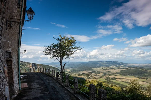 Vista Panorámica Desde Fracción Libbiano Del Municipio Pomarance Con Solo —  Fotos de Stock