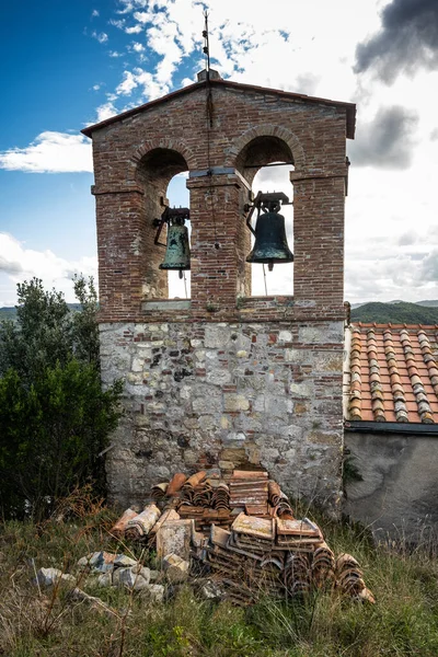 Εκκλησία Του Αγίου Μιχαήλ Arcangelo Στο Κλάσμα Micciano Του Δήμου — Φωτογραφία Αρχείου