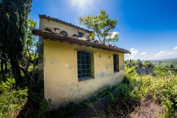 Antikes Verlassenes Haus Und Trekking Certaldo Die Schluchten Von Casale — Stockfoto