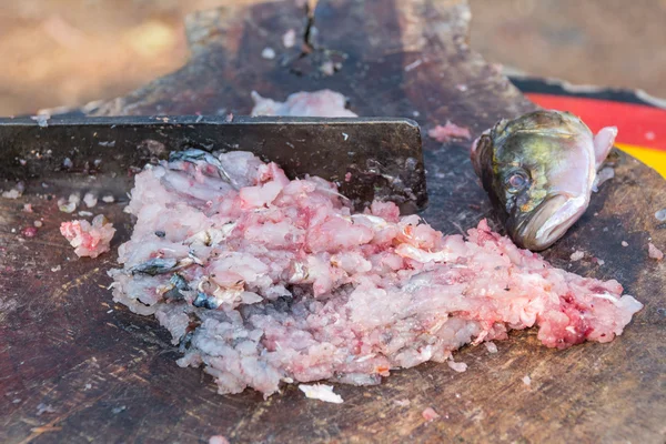 Balık, Tay yemek, Stil, yumuşak odak için hazırlanıyor kesme.