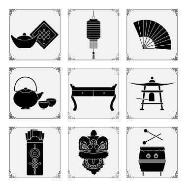 Çin Yeni Yıl sembolleri 2021 Vektör illüstrasyonu Çin feneri, çan, fan, çaydanlık ve fincanlar, masa, ingot, davul, zarf dolusu para, aslan maskesi. Çin 'de tatil gelenekleri. Kutlama