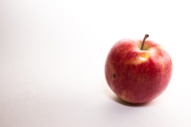 bir Kırmızı elma