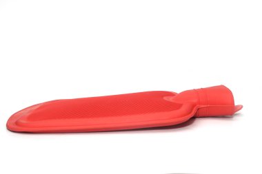 Beyaz arka planda izole edilmiş sıcak su şişesi veya torba, makale veya reklam için iyi