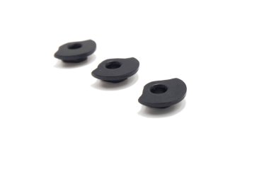 Bunlar, kılavuzda hareket ederken valf sapını yağlayan yağ miktarını düzenlemek için kullanılan kritik motor bileşenleridir. Bu da aşırı yağın yanma odasına girmesini engeller.