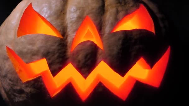 Halloween Dýně Děsivou Tváří Osvětlené Zevnitř Velmi Děsivé Dýně Halloween — Stock video