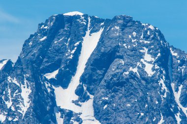 Kar dağ El Capitan Yosemite şapkalı