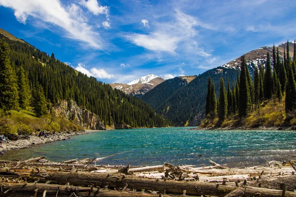 Kolsay Lake in Tien Shan sistema di montagna, Kazakistan — Foto Stock