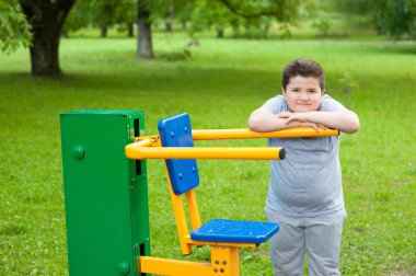 evlat, spor, şişman, kaybetmek ağırlık, fitness, egzersiz, çocuk, güçlü, eğitmen