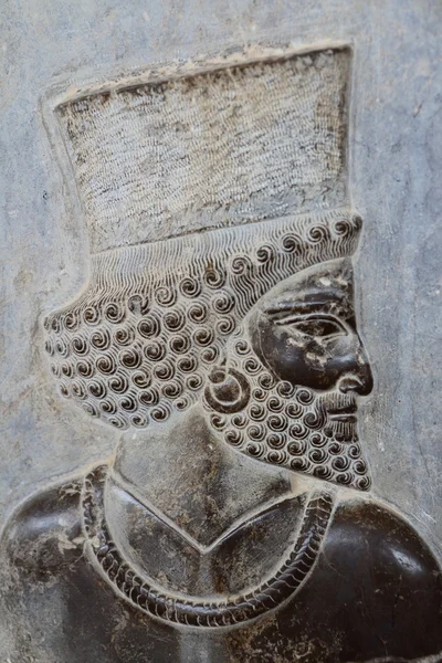 Iran Persepolis: Asker kafa