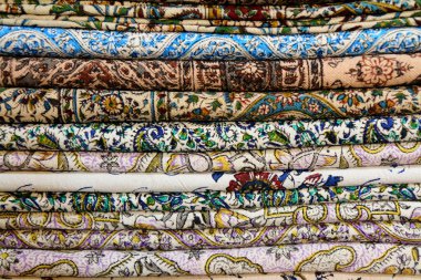 Masa örtüsü yığın