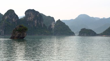 Halong Körfezi, Vietnam
