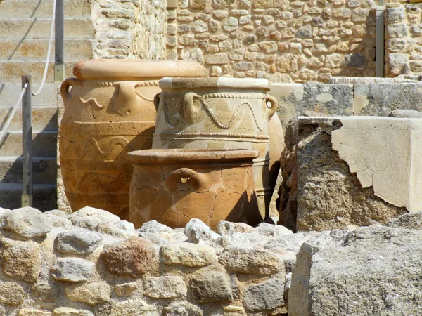 Starověké zásobní nebo Pithoi v paláci Knossos, Kréta, Řecko Royalty Free Stock Fotografie