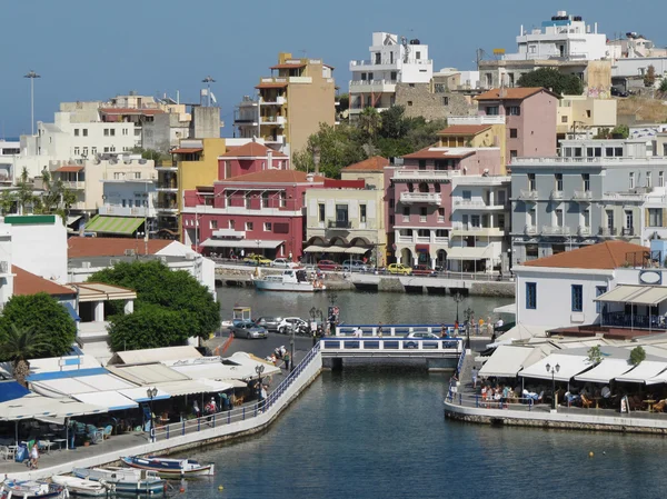 Görünüm göl Voulismeni, Agios Nikolaos, Crete, Yunanistan