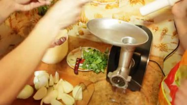 Et kıyma makinesi büküm