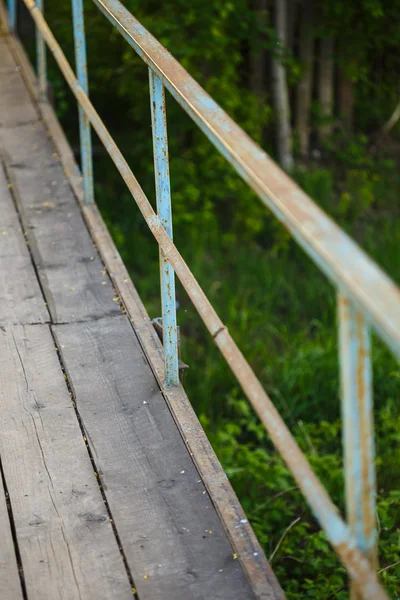 eski köprünün ahşap plakalar yapılan