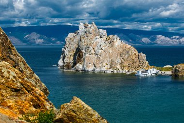 Şaman dağ, Cape Burhan, ada Olkhon