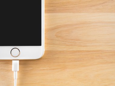  Apple iphone6 yıldırım Usb kablo ile şarj