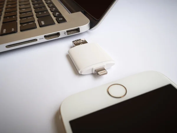 Harici depolama nakletmek iphone ve Macbook ile