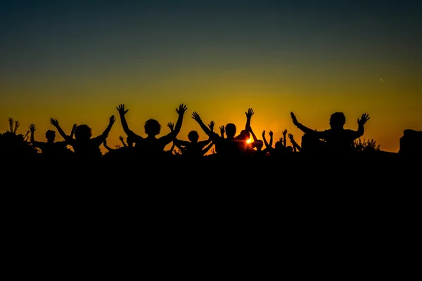 Güneş konuksever insanlar