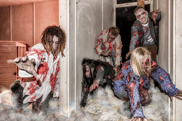 Zombi saldırı kıyamet